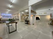 Local comercial en Alquiler en La Nova Esquerra de...