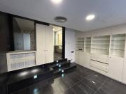 Local comercial en Alquiler en La Salut