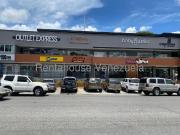 Local Comercial en Alquiler en La Trinidad, Caracas