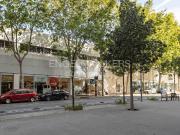 Local comercial en Alquiler en La Verneda i la Pau