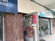 Local Comercial en Alquiler en Los Palos Grandes, Caracas