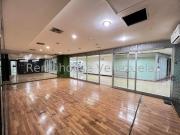 Local Comercial en Alquiler en Los Palos Grandes, Caracas