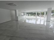 Local comercial en Alquiler en Marbella, Málaga