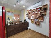 Local comercial en alquiler en paseo De Maragall,...