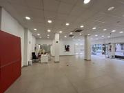 Local comercial en alquiler en paseo Maragall,...