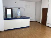 Local comercial en alquiler en Salesas Glorieta...