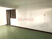 Local comercial en alquiler en San Juan De Miraflores a...