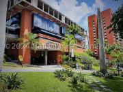 Local Comercial en Alquiler en Santa Fe Norte, Caracas