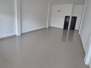 Local Comercial en Alquiler en Urdesa Central, 60 Mt2, 1...