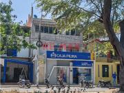 Local comercial en alquiler en Veintiseis De Octubre a...