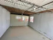 Local comercial en alquiler en Villa María Del Triunfo a...