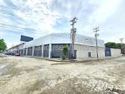 Local Comercial en Alquiler en Zona Industrial 2,...