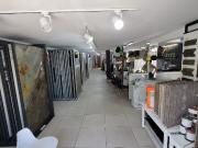 Local comercial en Alquiler/ Sector El Labrador / 131...