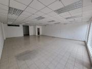 Local comercial en Alquiler/ Venta/ Sector La Carolina /...