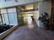 Local Comercial en Arriendo en Av. Apoquindo frente a...