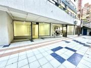 Local Comercial en Arriendo en esquina maria teresa