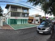 Local comercial en arriendo Quito norte con 5...