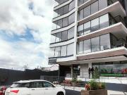 LOCAL COMERCIAL EN ARRIENDO UBICADO SOBRE LA AVENIDA...