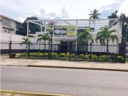 Local Comercial en Av Bolivar Este La Barraca Maracay RG