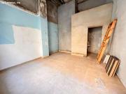 LOCAL COMERCIAL EN CALLE CON PASO DE PEATONES Y DE COCHES