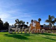 DOS LOCALES COMERCIALES EN UNA FINCA EN EL NOVO SANCTI PETRI