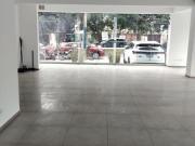 Local Comercial en Esquina 213 m² – Av. Caminos del Inca...