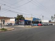 Local Comercial en Esquina