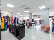 Local Comercial en Esquina: Oportunidad en Príncipe de...