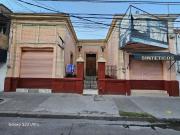 Local Comercial en la calle Héroes de la Independencia...