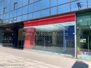 Local Comercial en Renta en Avenida Pseo de las palmas,...