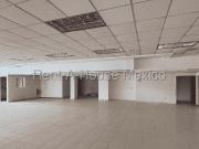 Local Comercial en Renta en Calle Via Morelos Santa...