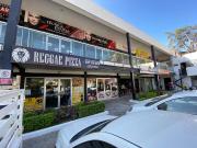 LOCAL COMERCIAL EN RENTA, ENFRENTE DEL FRACCIONAMIENTO...