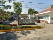 Local Comercial en Renta Plaza 27