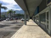 LOCAL COMERCIAL EN RENTA PLAZA REGIA SOBRE AVE. GARZA SADA