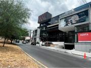 Local Comercial en renta, San Jerónimo al Poniente de...