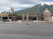 LOCAL COMERCIAL EN RENTA SOBRE AVENIDA IMPORTANTE EN EL...