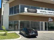 Local Comercial en Renta sobre Periferico en Esquina en...