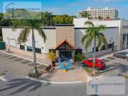 LOCAL COMERCIAL EN RENTA Ubicado en AVE. HIDALGO #5820 2...