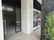 Local comercial en San Isidro con alto potencial, primer...