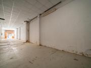 Local comercial en venta Calle Junta Comerç 157m² Barcelona