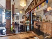 Local Comercial en Venta en Almirante Montt en Cerro Alegre