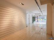 Local comercial en venta en Barcelona, de 155 m² 1...
