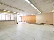 Local comercial en venta en calle De la Mineria,...