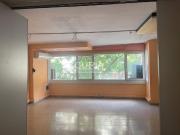 Local comercial en venta en calle Aribau, Lleida, de 303...