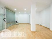 Local comercial en venta en calle D'albinyana,...