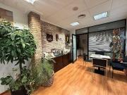 Local comercial en venta en calle De Bacardí, Barcelona,...