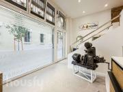 Local comercial en venta en calle De Balcells,...