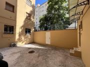 Local comercial en venta en calle De Cubelles,...