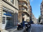 Local comercial en venta en calle De Descartes,...