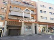 Local comercial en venta en calle De Don Pelayo,...